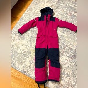 Girls winter snow suit. Size 7-9 years old